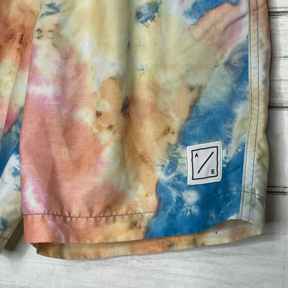 American Eagle Swim Trunks Size Small - Picture 4 of 9